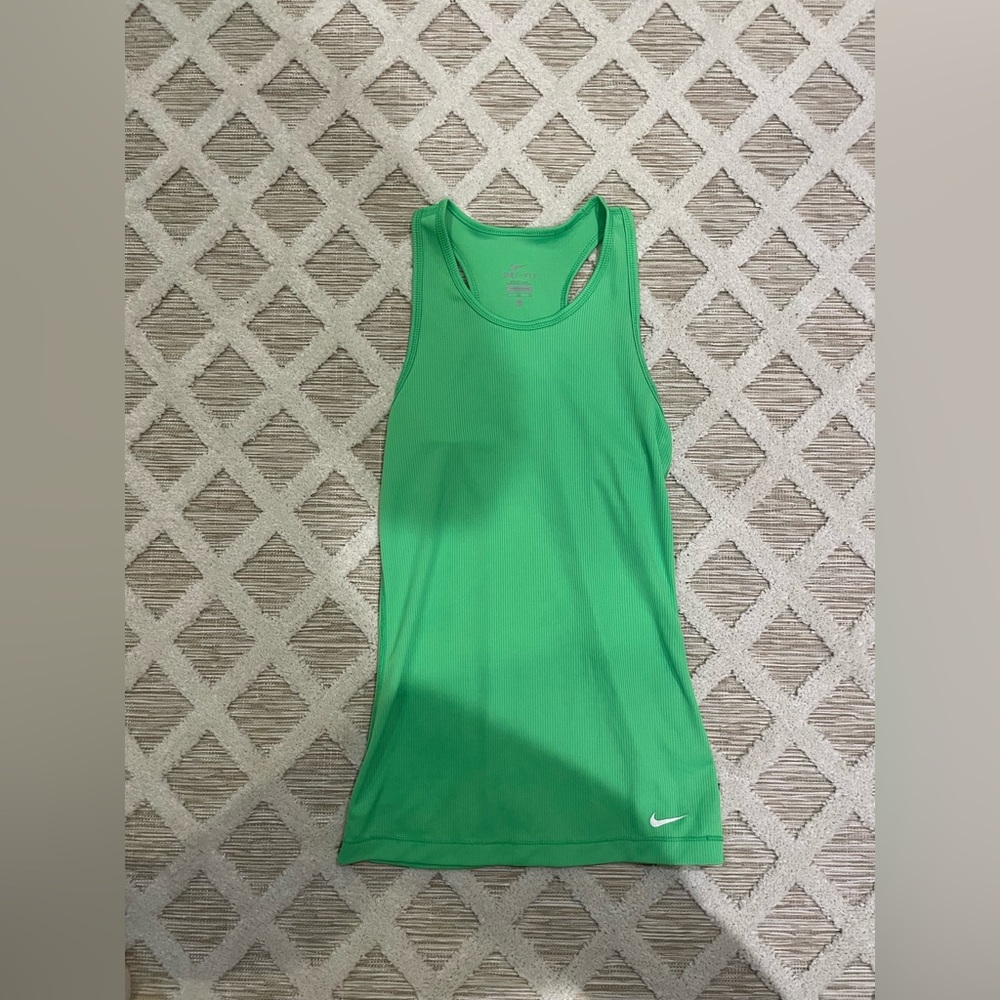 Green Nike dri-fit tank